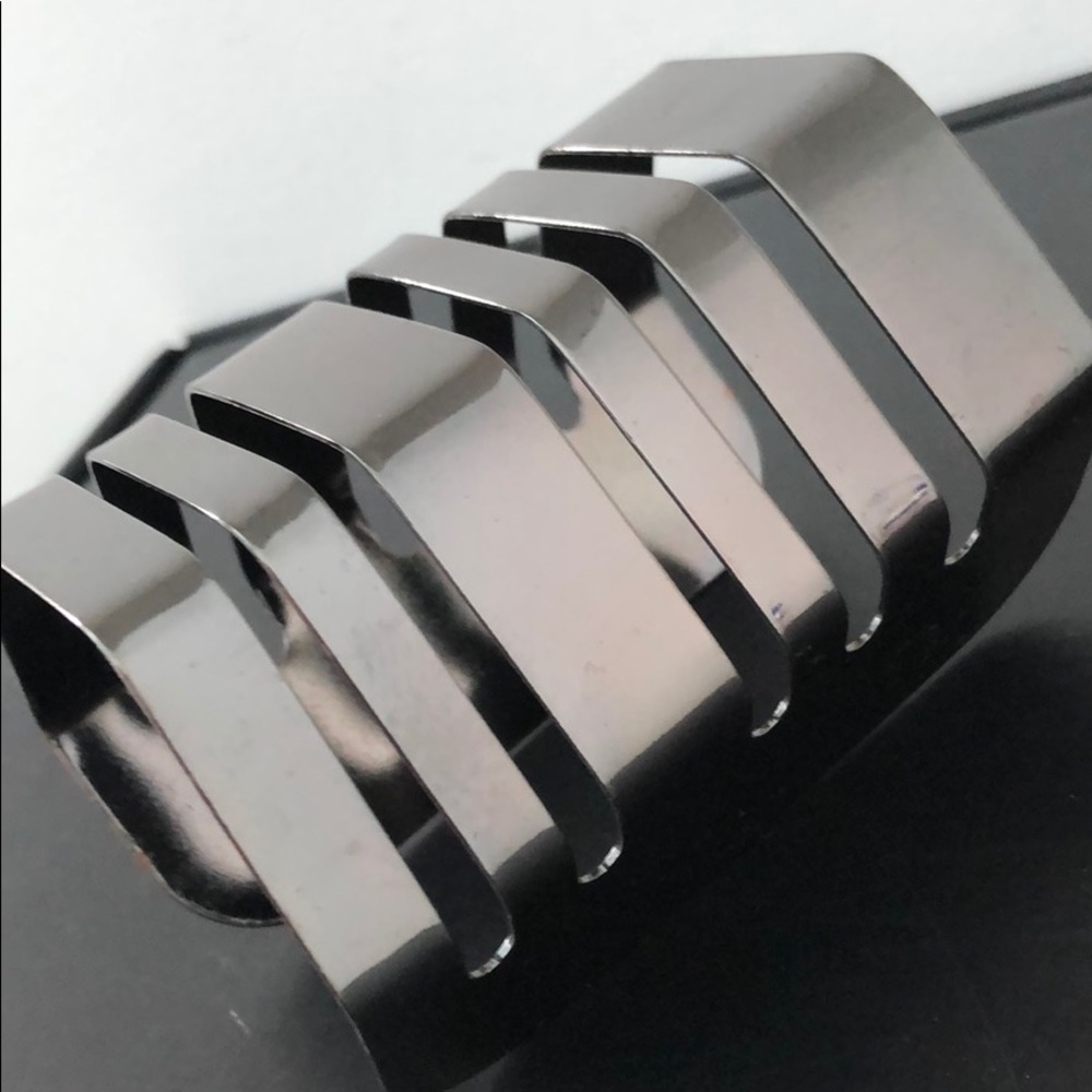VINTAGE MODERN EDGY SHINY GUNMETAL CUFF BRACELET